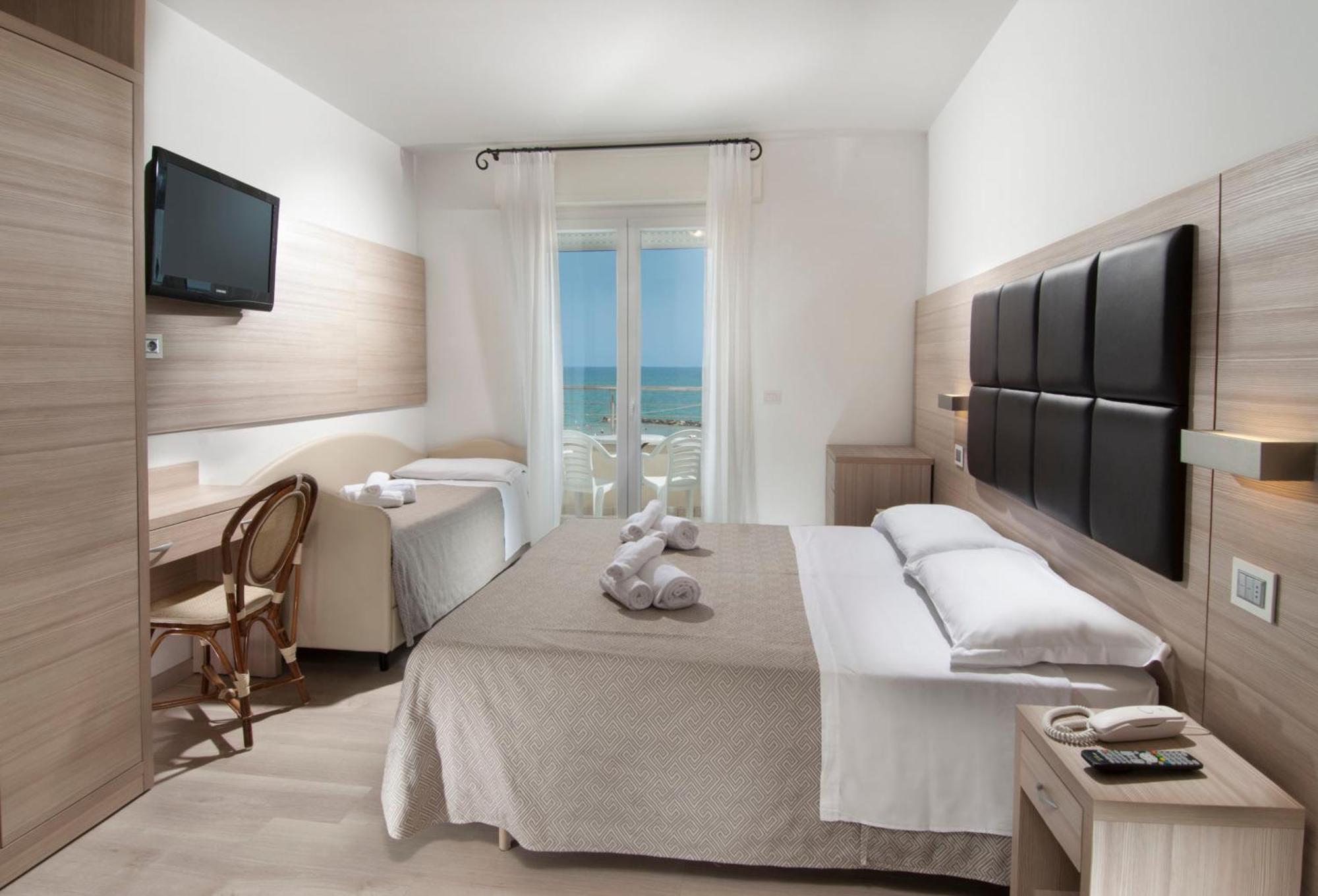 Hotel Bellevue Cattolica Exteriér fotografie