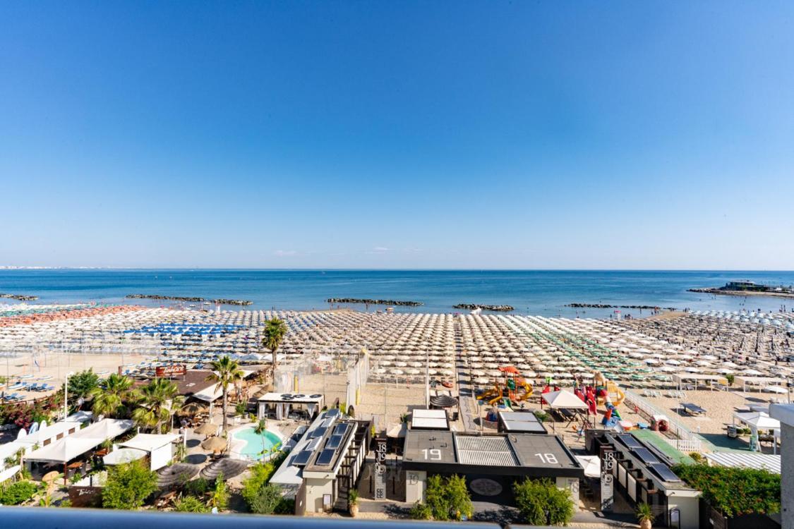 Hotel Bellevue Cattolica Exteriér fotografie